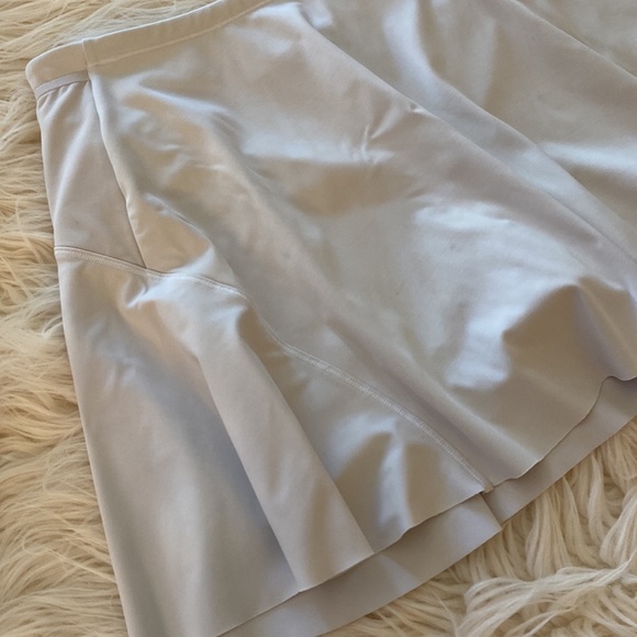 ATHLETA match point skort - Picture 2 of 8